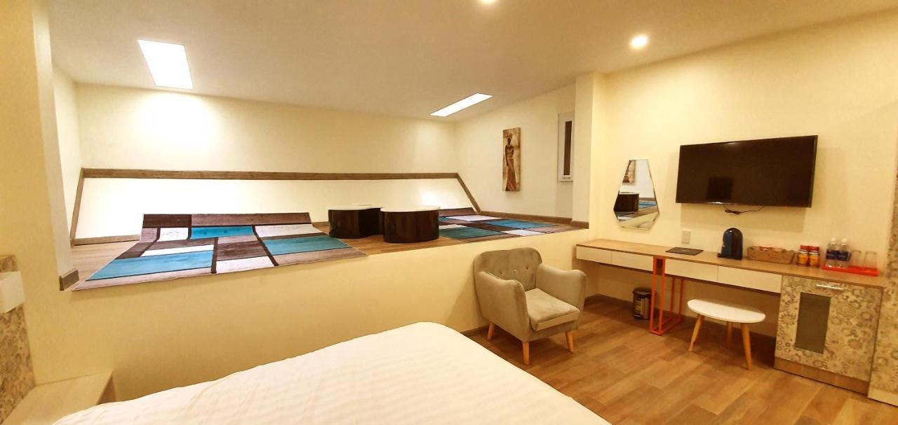 Vy Anh Hotel Далат Екстер'єр фото